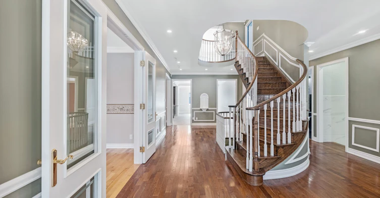 Main-598 Lyman Boulevard, Newmarket, ON, L3X 1V9 - 4
