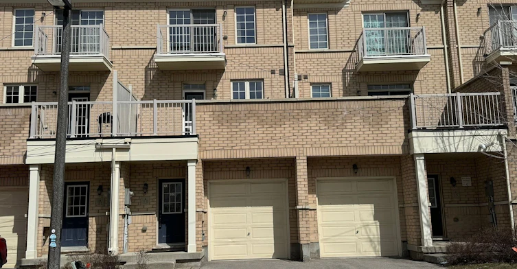 13 Cathedral High Street, Markham, ON, L6C 0N9