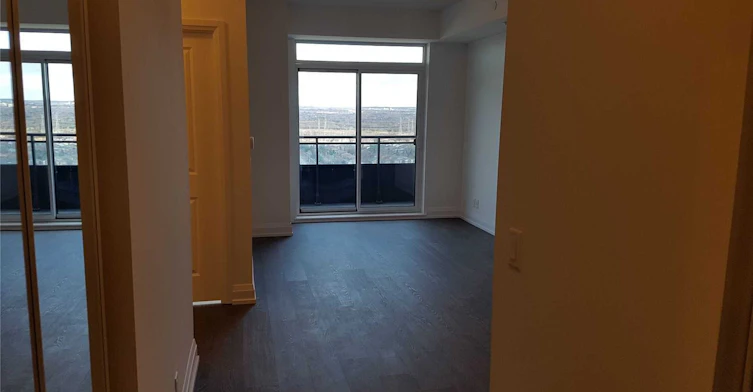 2011-7890 Bathurst Street, Vaughan, ON, L4J 7Y3 - 2