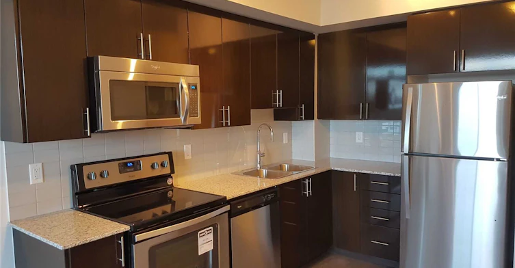 2011-7890 Bathurst Street, Vaughan, ON, L4J 7Y3