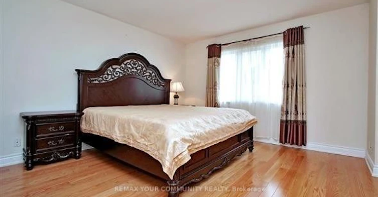 33 Golden Oak Avenue, Richmond Hill, ON, L4S 1Y6 - 11