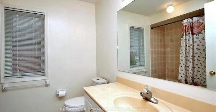 33 Golden Oak Avenue, Richmond Hill, ON, L4S 1Y6 - 17