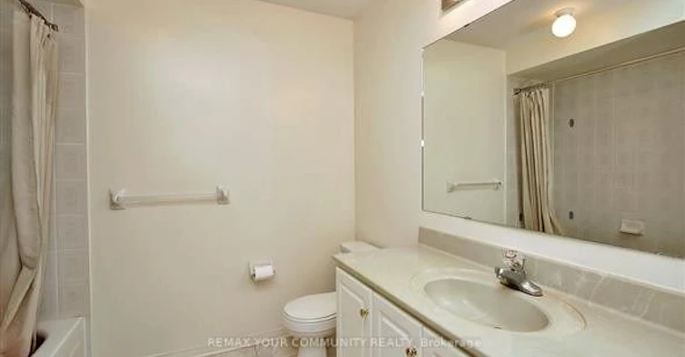 33 Golden Oak Avenue, Richmond Hill, ON, L4S 1Y6 - 14
