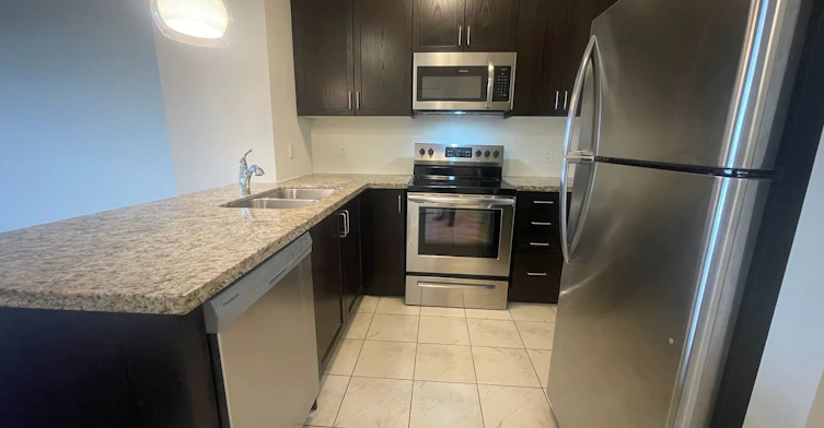 803-39 New Delhi Drive, Markham, ON, L3S 0E1 - 9