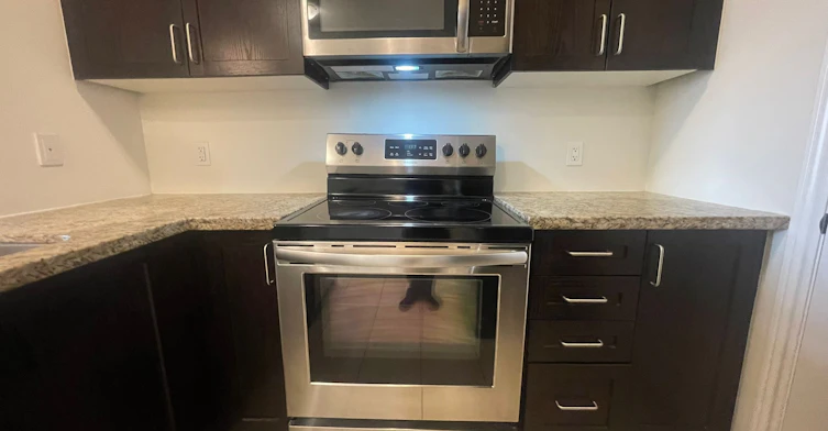 803-39 New Delhi Drive, Markham, ON, L3S 0E1 - 39