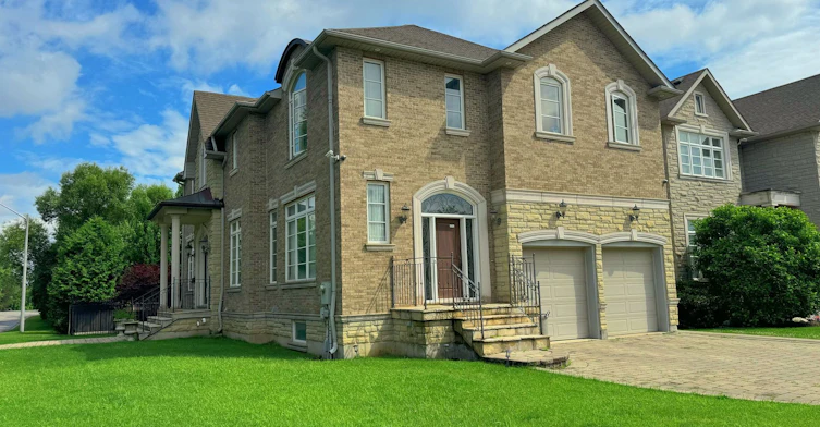 BSMT-1 Clarkehaven Street, Vaughan, ON, L4J 9E8 - 3