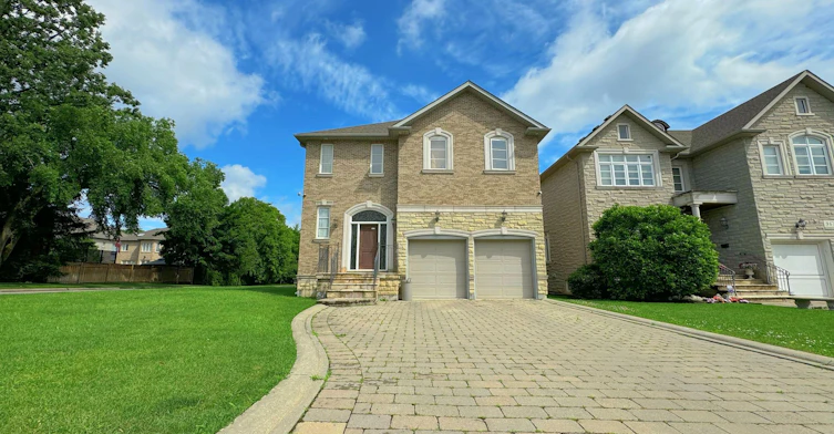 BSMT-1 Clarkehaven Street, Vaughan, ON, L4J 9E8