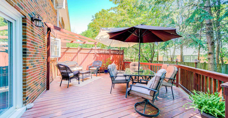 Back unit-107 Sherwood Forest Drive, Markham, ON, L3P 1P9