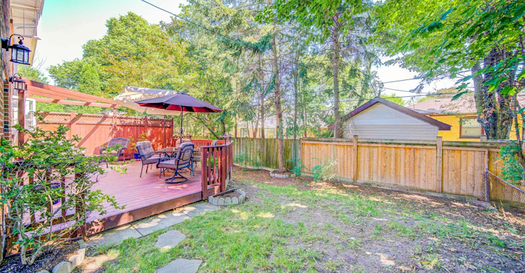 Back unit-107 Sherwood Forest Drive, Markham, ON, L3P 1P9 - 17