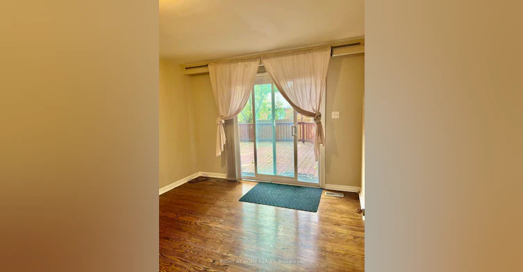 Back unit-107 Sherwood Forest Drive, Markham, ON, L3P 1P9 - 6