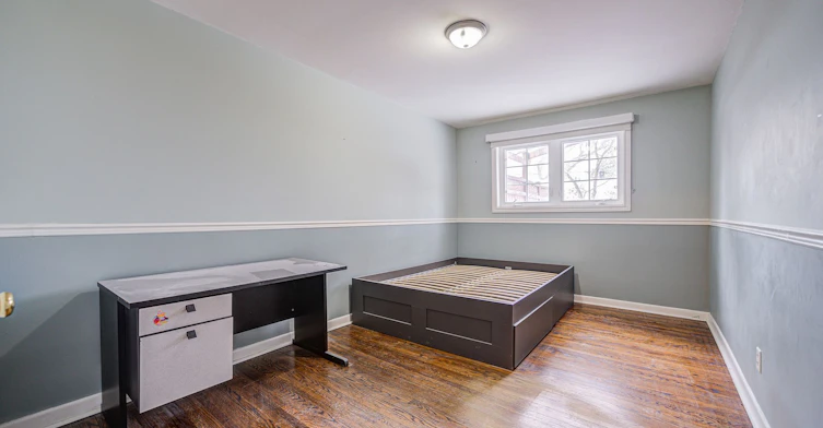 Back unit-107 Sherwood Forest Drive, Markham, ON, L3P 1P9 - 4