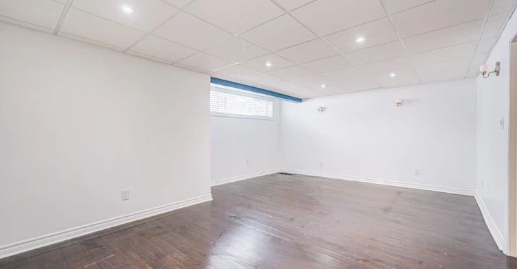 Back unit-107 Sherwood Forest Drive, Markham, ON, L3P 1P9 - 8