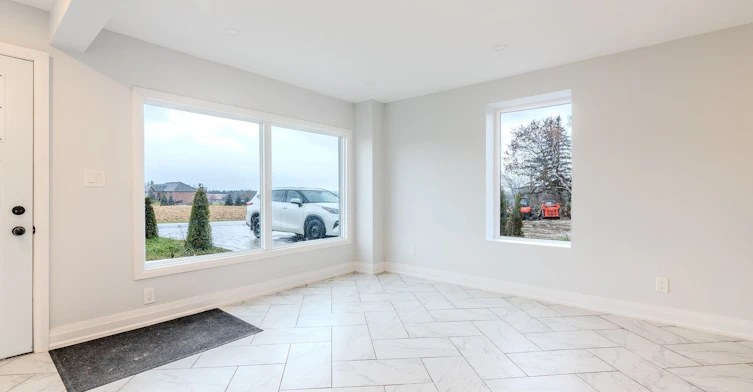 19758 Centre Street, East Gwillimbury, ON, L0G 1M0 - 4