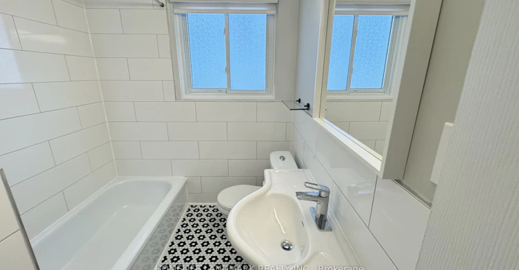 7 Talisman Crescent, Markham, ON, L3P 2C8 - 9