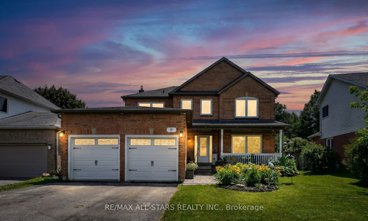 9 Fontaine Drive