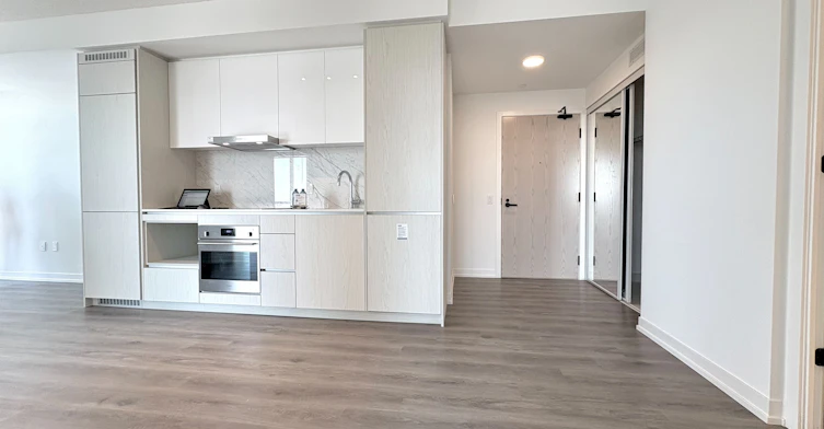 2310-28 Interchange Way, Vaughan, ON, L4K 0P8 - 5