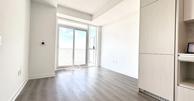 2310-28 Interchange Way, Vaughan, ON, L4K 0P8 - 8
