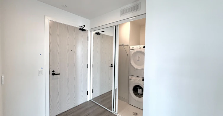 2310-28 Interchange Way, Vaughan, ON, L4K 0P8 - 13