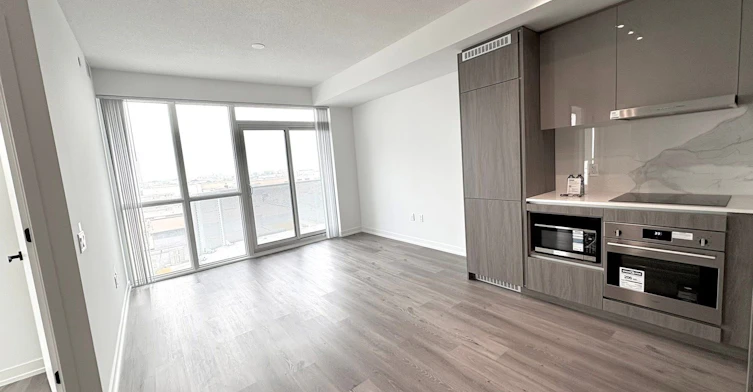 805-28 Interchange Way, Vaughan, ON, L4K 0P8 - 3
