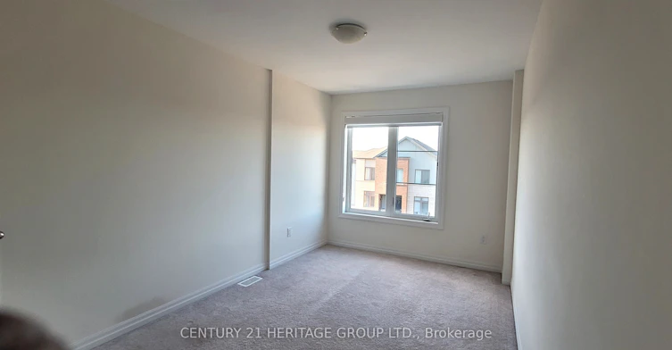 5 Vantage Loop, Newmarket, ON, L3X 0K6 - 8