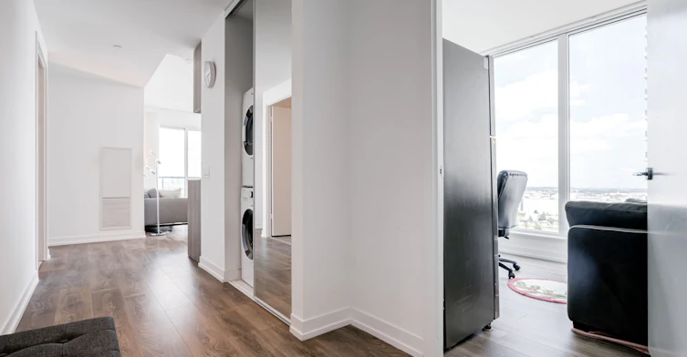 1602-898 Portage Parkway, Vaughan, ON, L4K 2M7 - 4