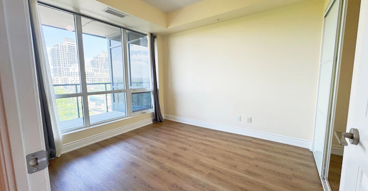 603B-9090 Yonge Street, Richmond Hill, ON, L4C 0Z1 - 6