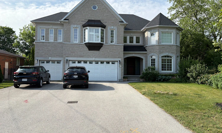 37 Maple Grove Avenue