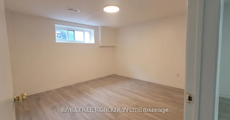Basement-427 Crosby Avenue, Richmond Hill, ON, L4C 2R9 - 4