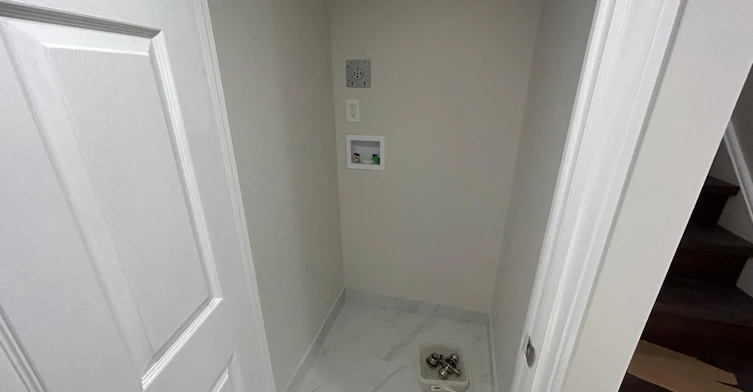 Bsmnt-16 Yang Street W, Richmond Hill, ON, L4E 0L5 - 6