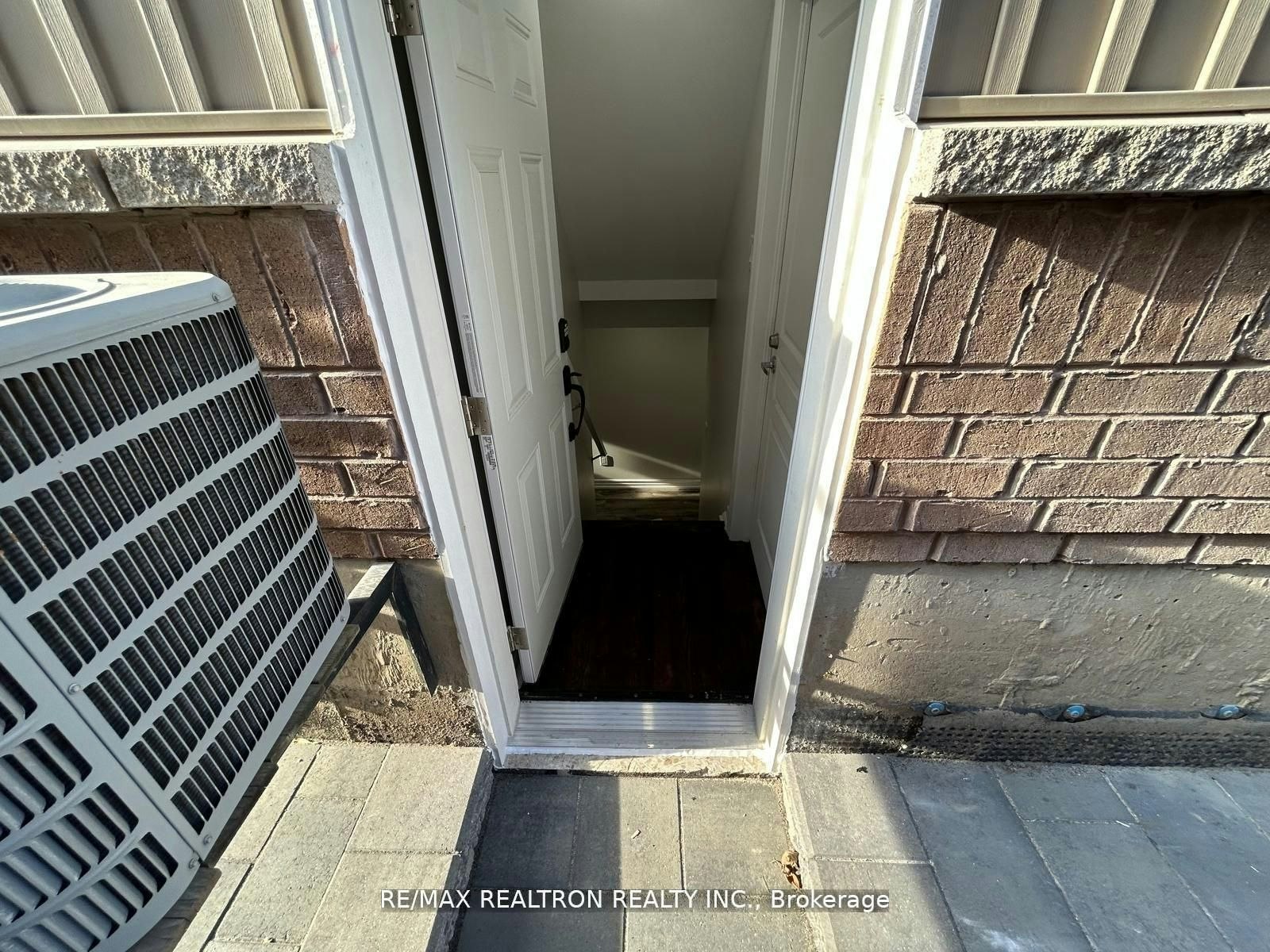 Bsmnt-16 Yang Street W, Richmond Hill, ON, L4E 0L5 - 13