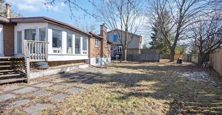 23 Ironshield Crescent, Markham, ON, L3T 3K7 - 15
