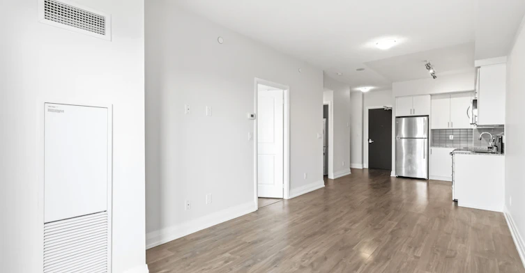 1404-3700 Highway 7 Road W, Vaughan, ON, L4L 0G8 - 12