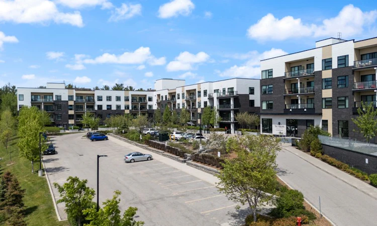 246-555 William Graham Drive