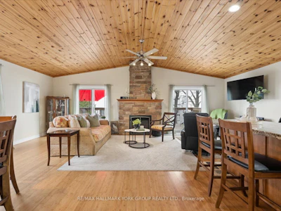 168 Irving Drive - 5