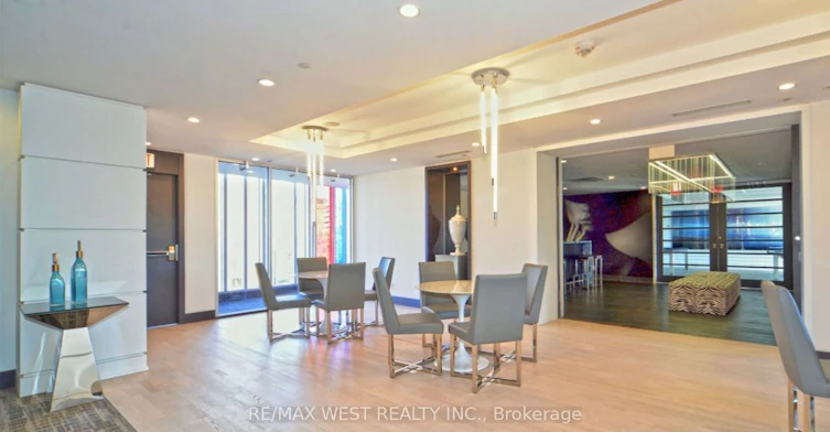 630-9471 Yonge Street, Richmond Hill, ON, L4C 1V4 - 16