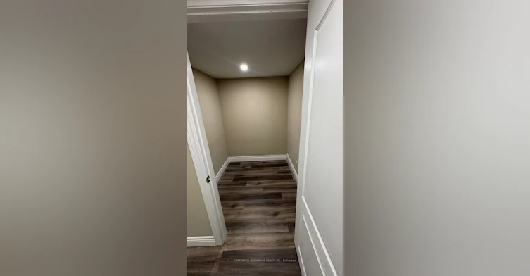 Bsmt-70 Pavlova Crescent, Richmond Hill, ON, L4E 0L3 - 14