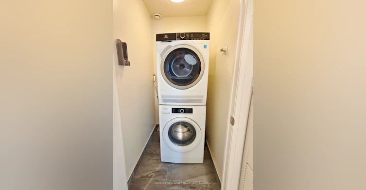 626-15 Water Walk Drive, Markham, ON, L6G 0G2 - 9