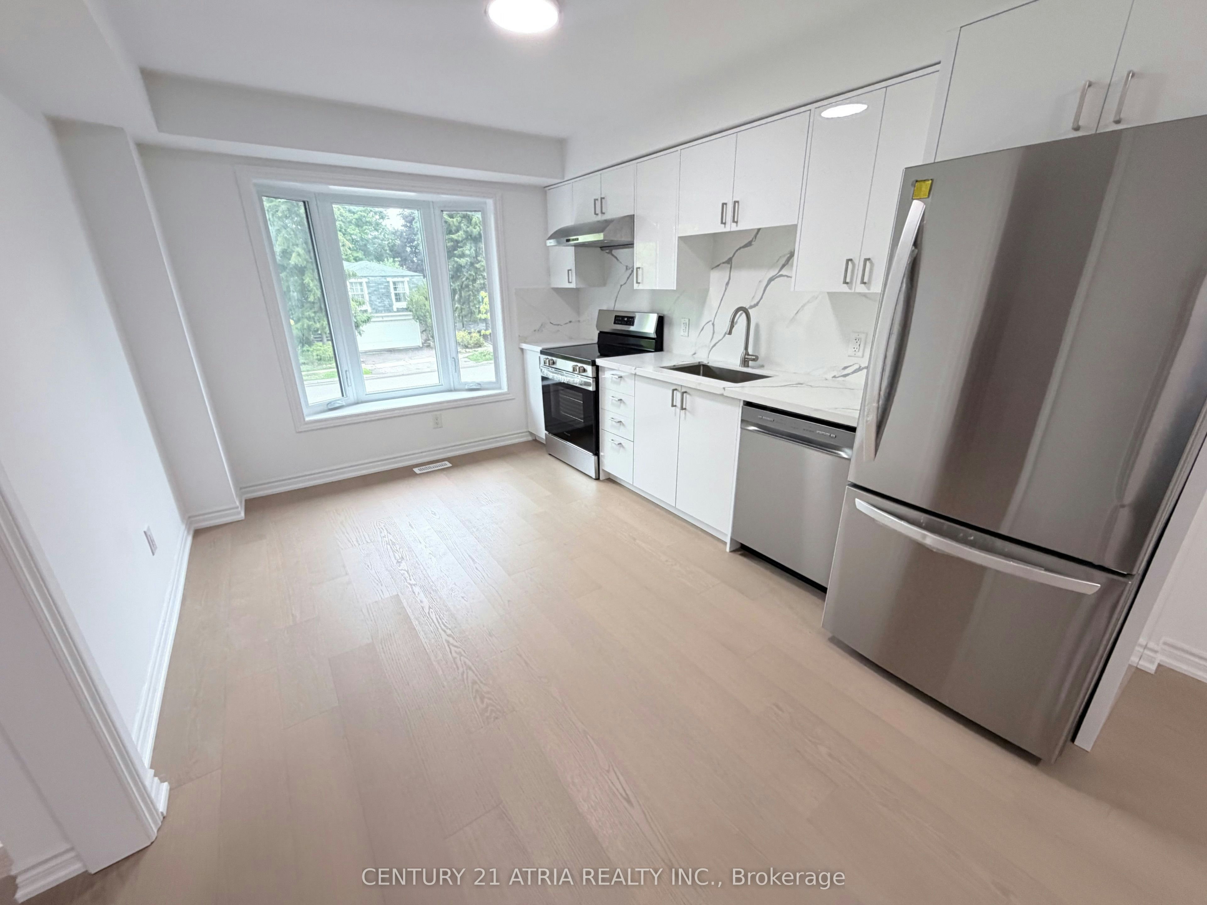 5-11 Plaisance Road, Richmond Hill, ON, L4C 5H1 - 3