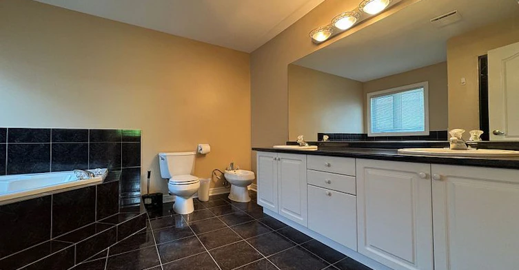 21 Goldring Crescent, Markham, ON, L6C 1Y6 - 12