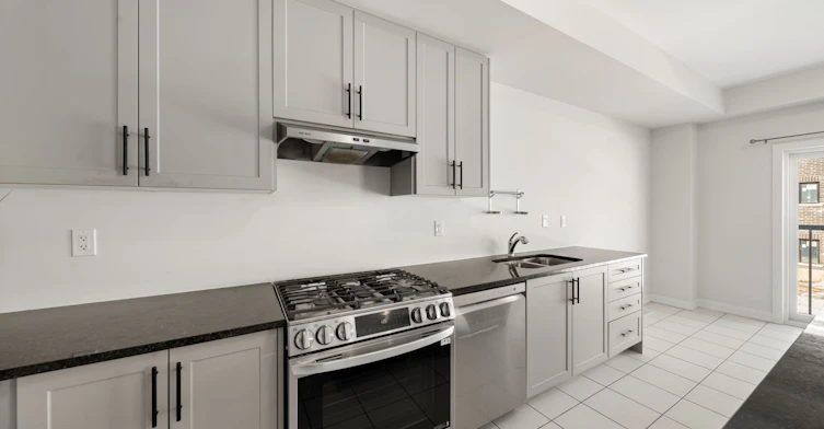 Main & Upper-1466 Stovell Crescent, Innisfil, ON, L0L 1W0 - 13