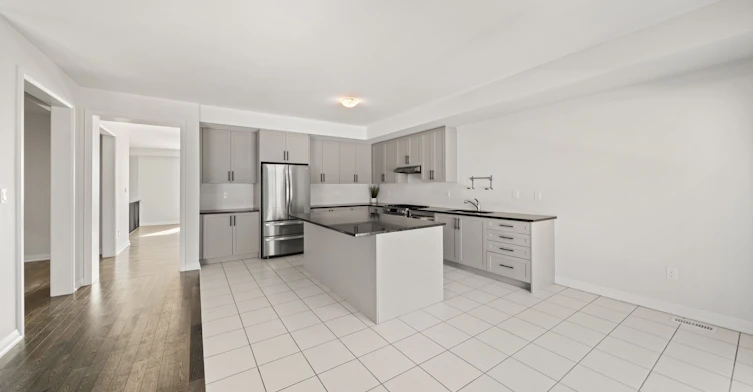 Main & Upper-1466 Stovell Crescent, Innisfil, ON, L0L 1W0 - 11
