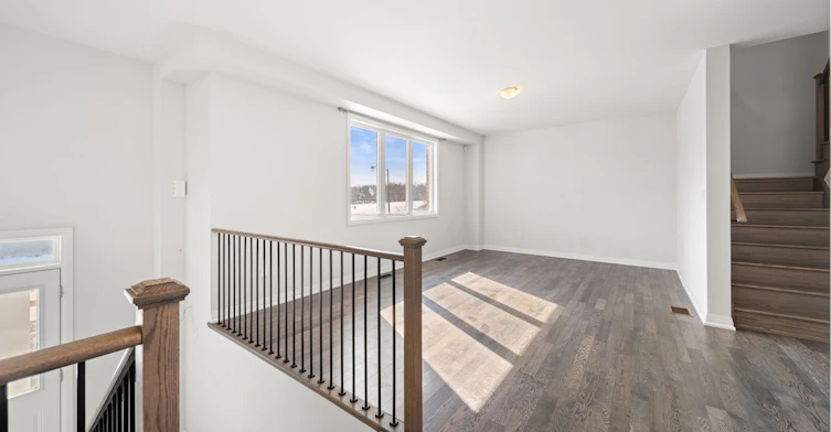 Main & Upper-1466 Stovell Crescent, Innisfil, ON, L0L 1W0 - 4