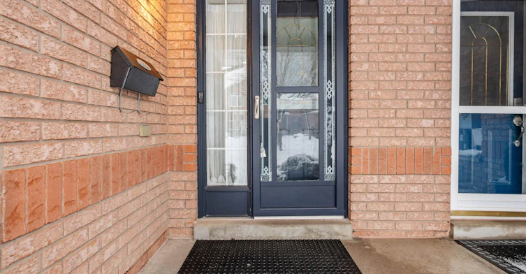81 Parktree Drive, Vaughan, ON, L6A 2N6 - 2
