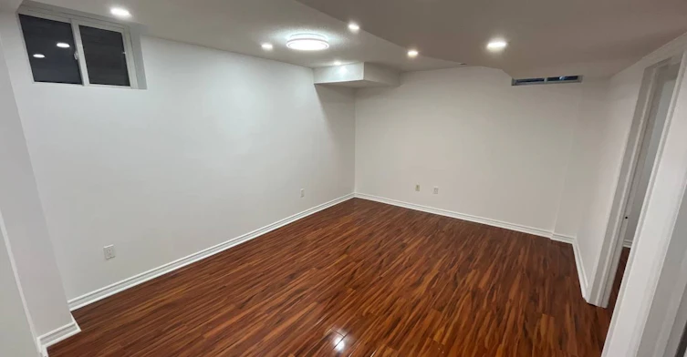 Lower-157 Hollywood Hill Circle, Vaughan, ON, L4H 2P2 - 4