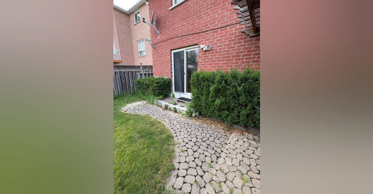 29 Archer Avenue, Bradford West Gwillimbury, ON, L3Z 2Y3 - 2