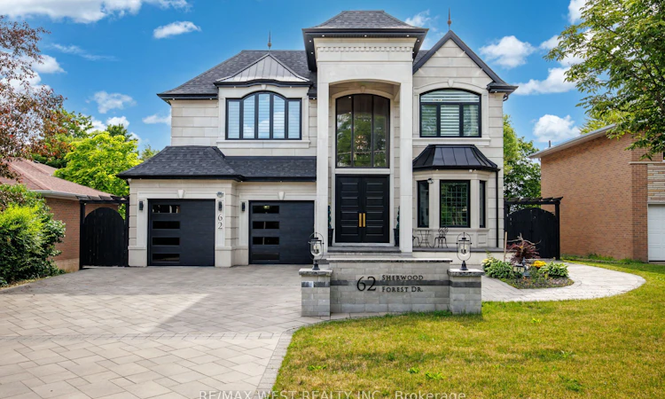 62 Sherwood Forest Drive