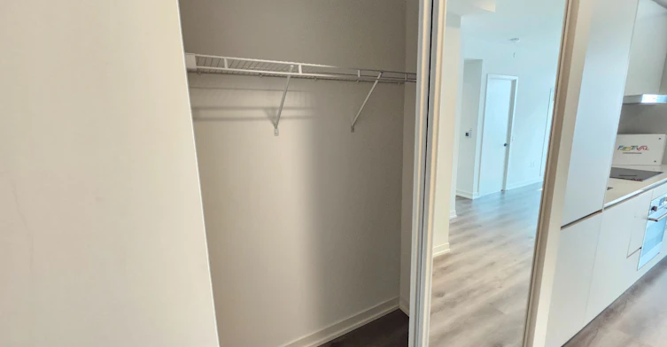 2716-28 Interchange Way, Vaughan, ON, L4K 0P8 - 10