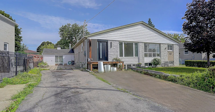 326 Mcconvey Drive, Richmond Hill, ON, L4C 3K3