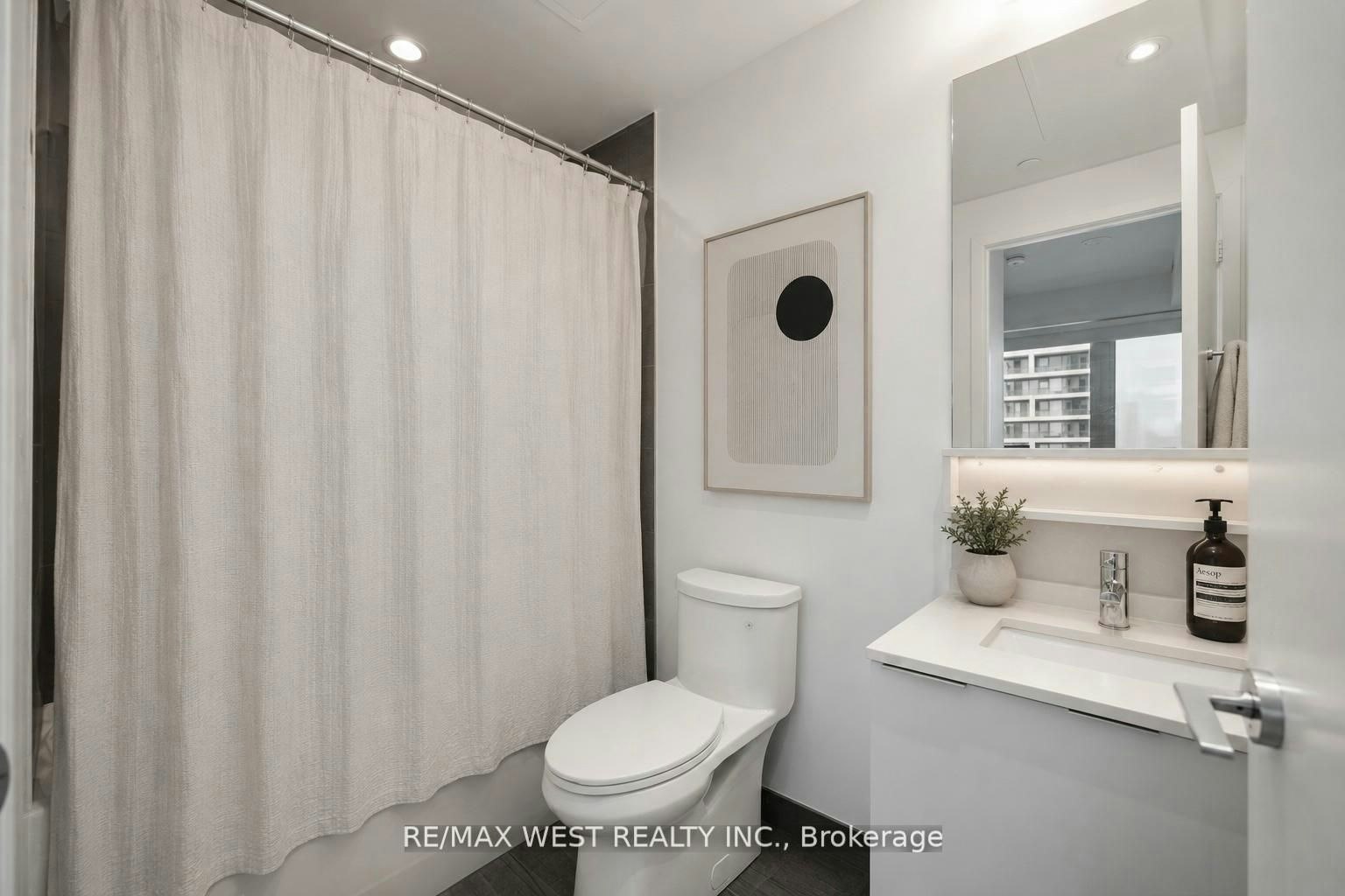 4607-898 Portage Parkway, Vaughan, ON, L4K 0J6 - 9