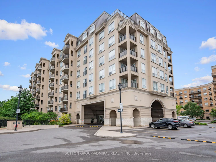 215-1 Maison Parc Court, Vaughan, ON, L4J 9K1